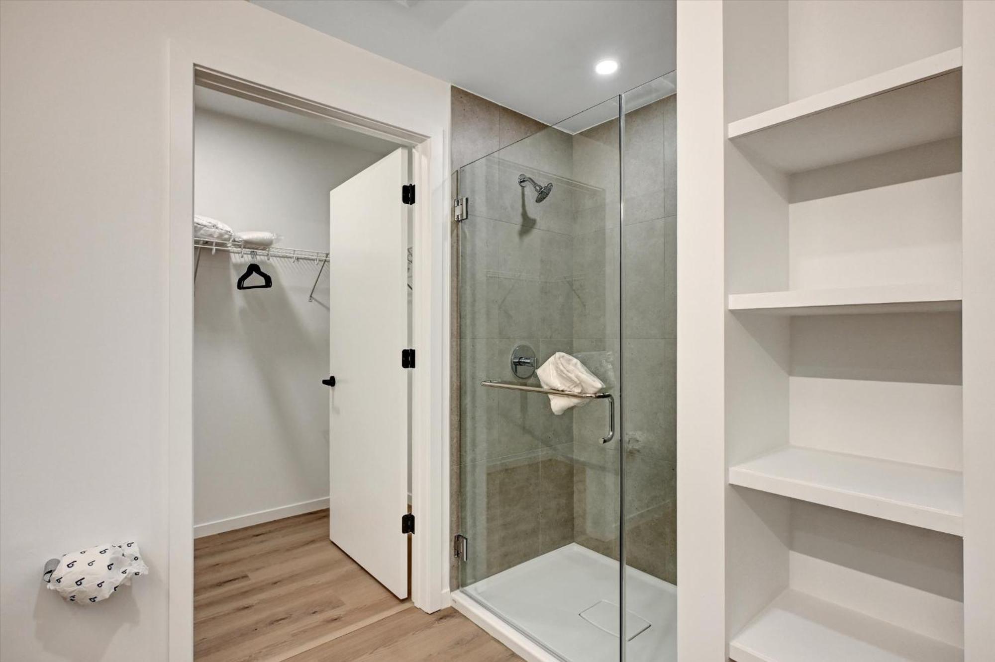 Global Luxury Suites At Town Center Reston Εξωτερικό φωτογραφία