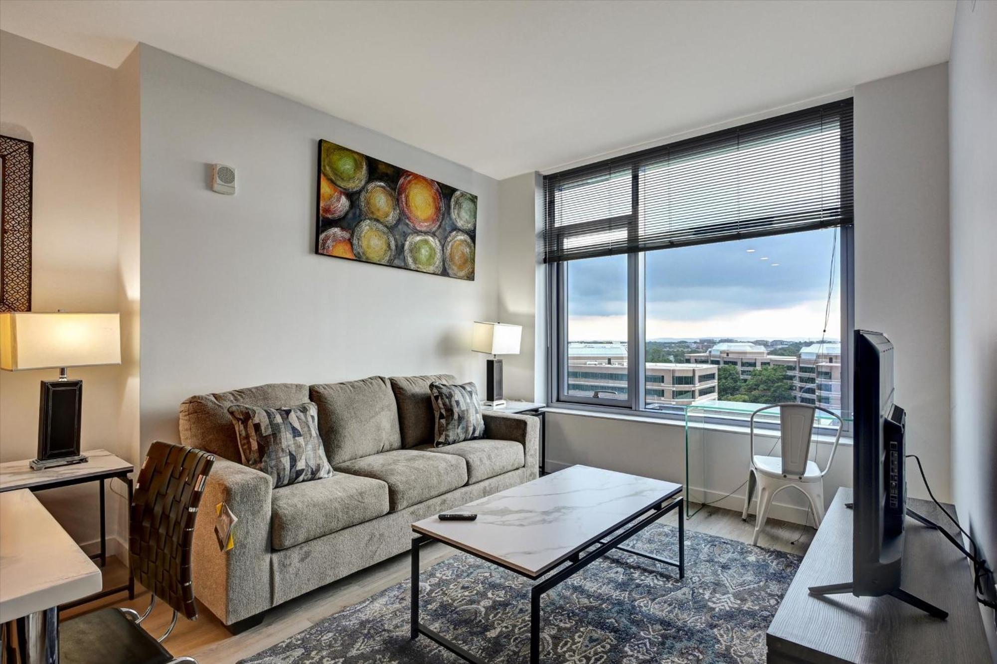 Global Luxury Suites At Town Center Reston Εξωτερικό φωτογραφία
